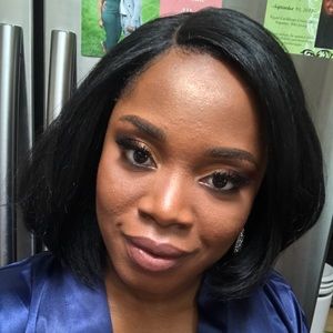 Meet your Posher, Madochee